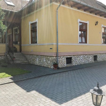 Szent Istvan Fogado Hotel Nagymaros Exterior photo